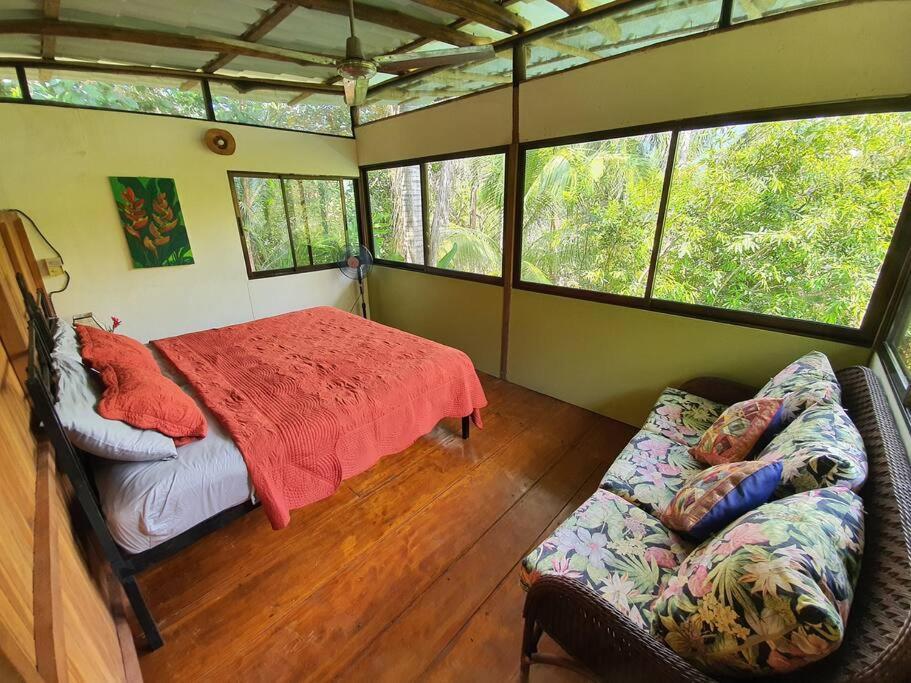 Cabina Gan Eden - Walking Distance From River Portalon Екстер'єр фото